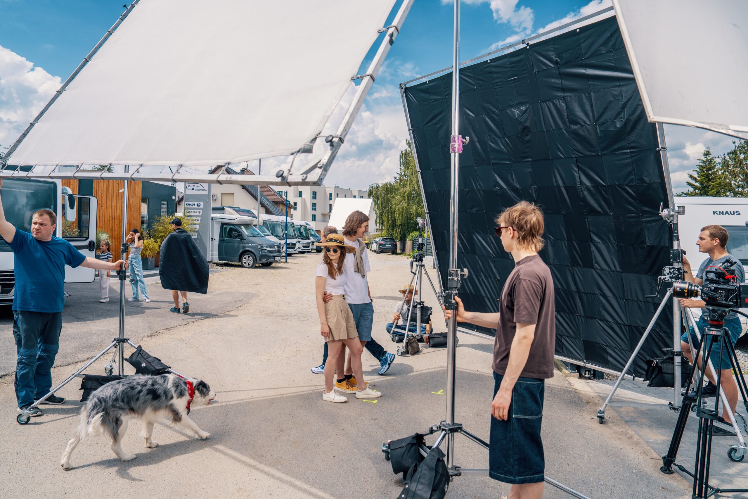 Zdjęcia reklamowe – co musisz wiedzieć o procesie produkcji fotograficznej
